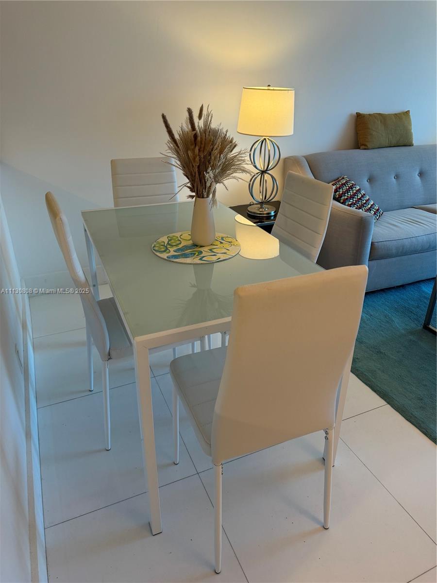 6801 Collins Ave #C1115, Miami Beach FL 33141