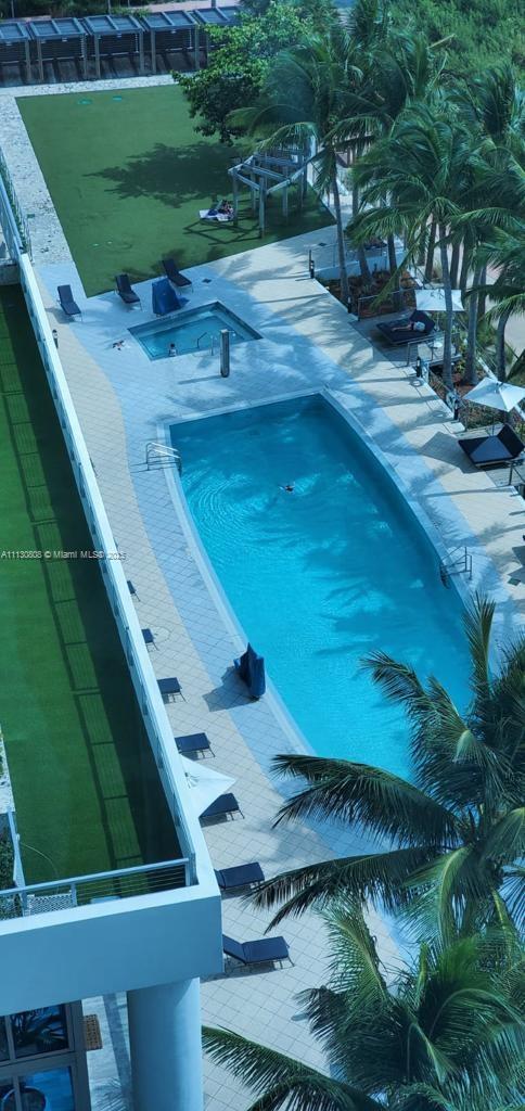6801 Collins Ave #C1115, Miami Beach FL 33141