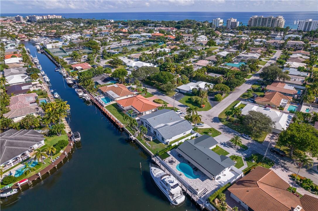 Homes for sale in Lighthouse Point, FL | 4031 Ne 27Th Ter, Lighthouse Point, FL 33064 | MLS# F10311047