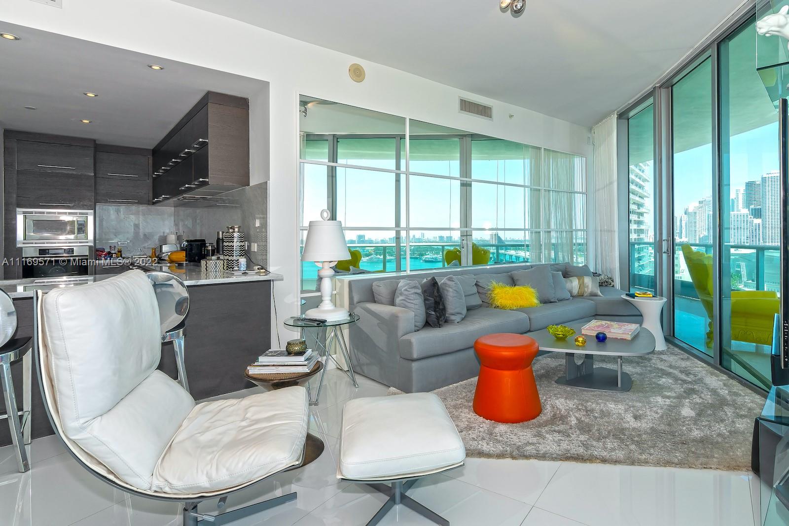 900 Biscayne Blvd #2006, Miami FL 33132