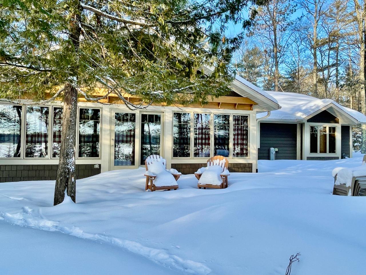Moon Lake Property 1442 Shields Rd Photo 1