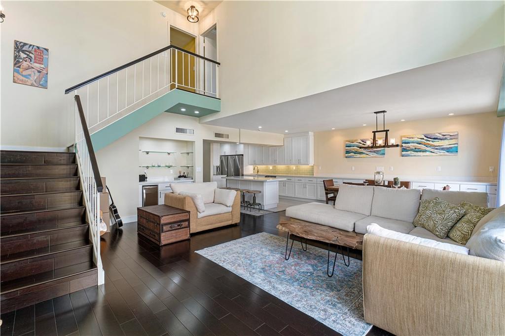 Open Floor Plan - Volume Ceilings