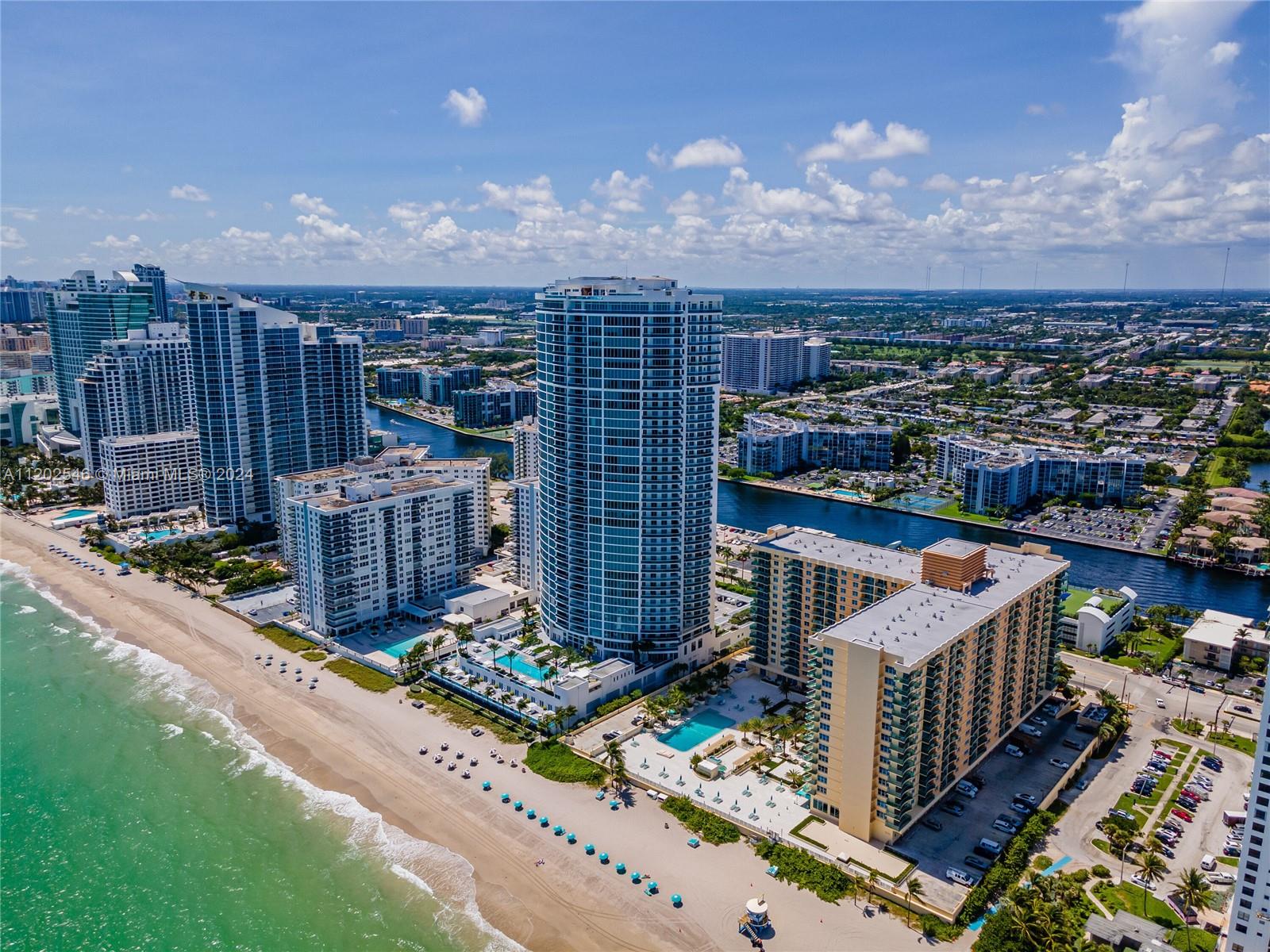 Wave Condo