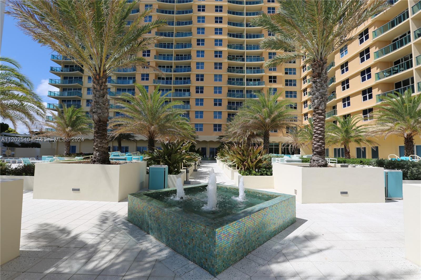 2501 S Ocean Dr #PH28, Hollywood FL 33019