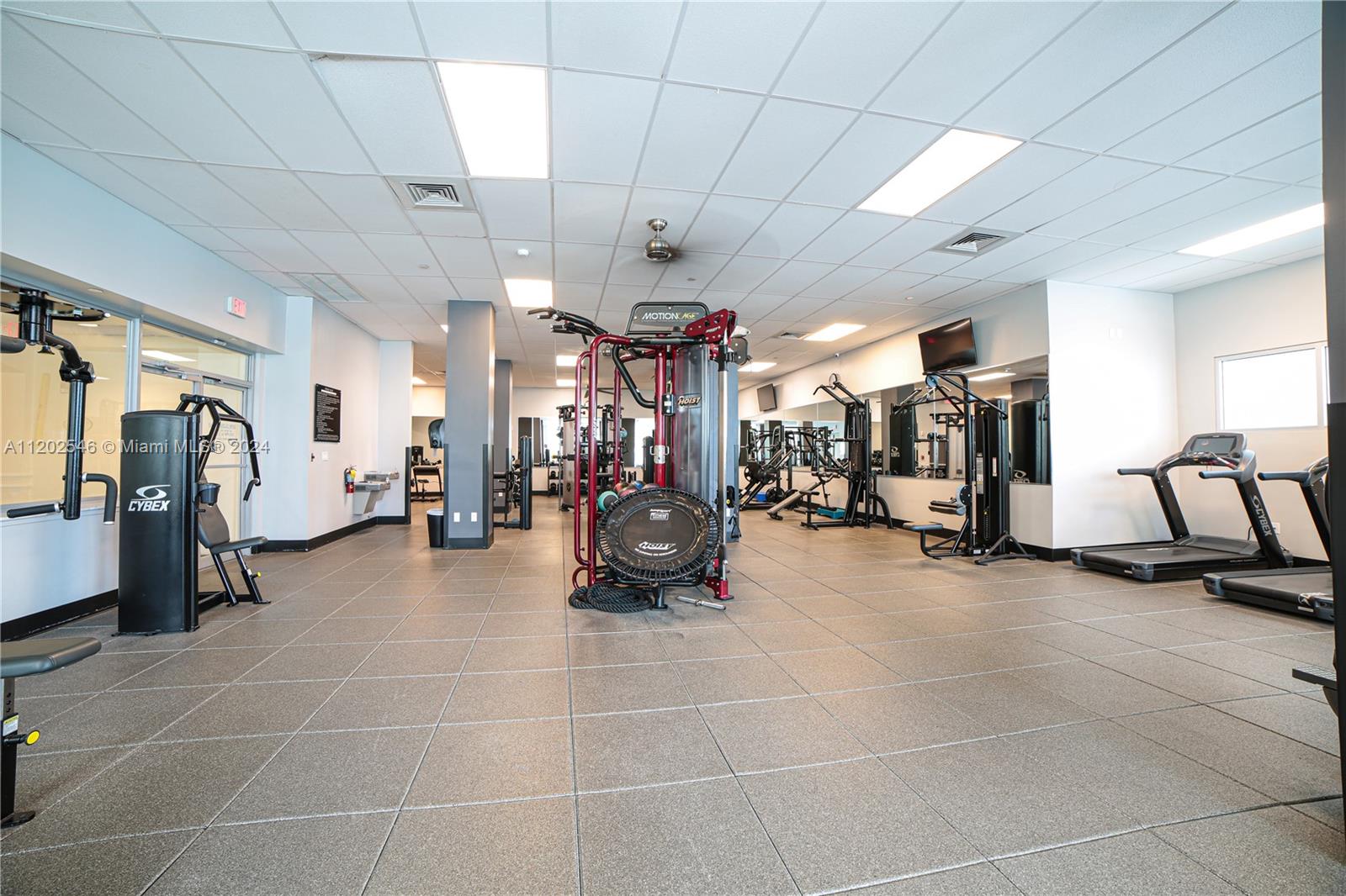 2501 S Ocean Dr #PH28, Hollywood FL 33019