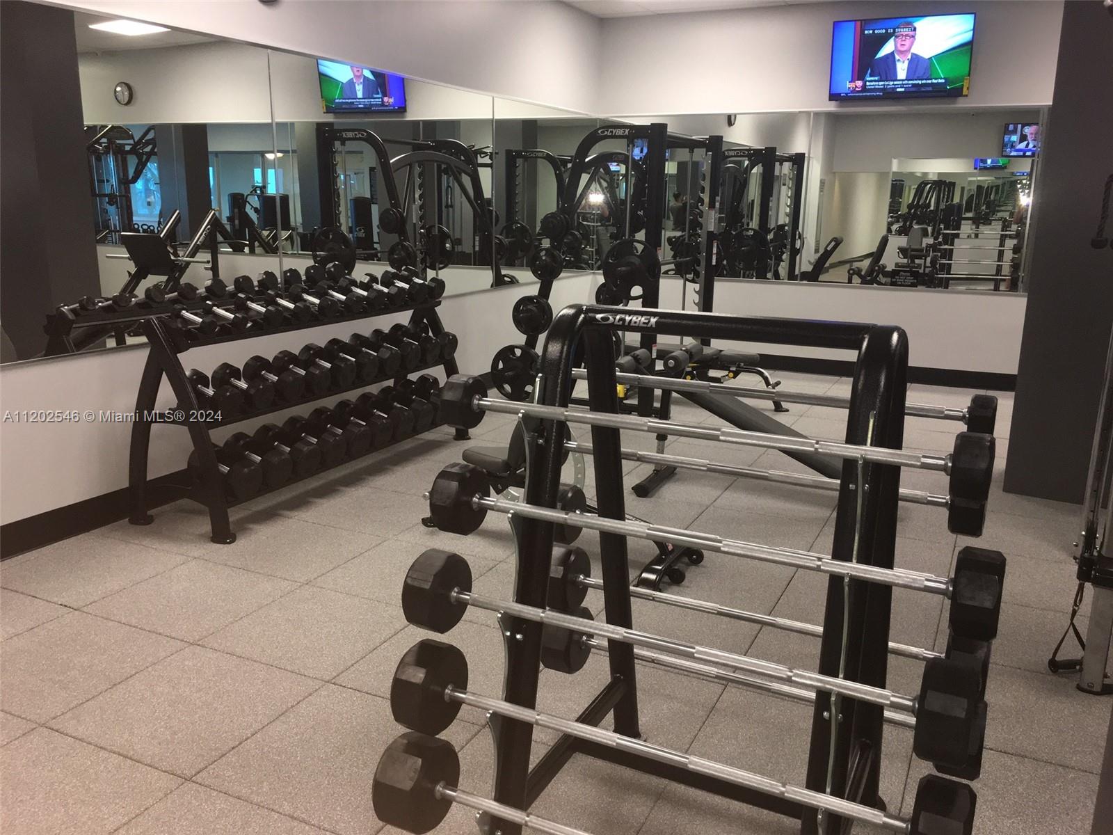 2501 S Ocean Dr #PH28, Hollywood FL 33019