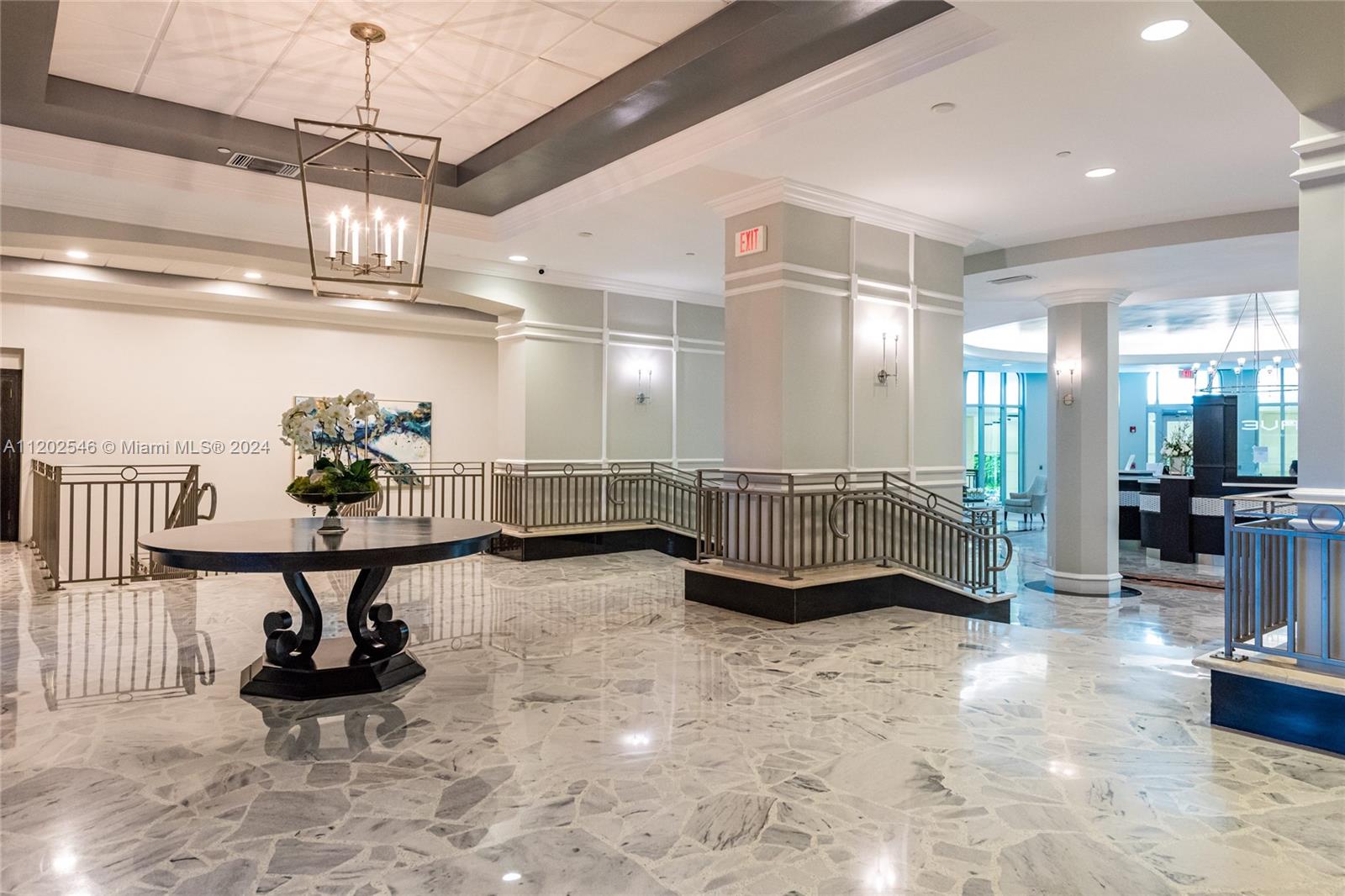 2501 S Ocean Dr #PH28, Hollywood FL 33019