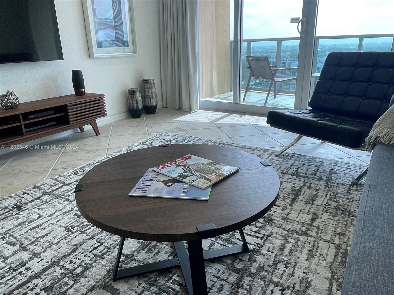 2501 S Ocean Dr #PH28, Hollywood FL 33019