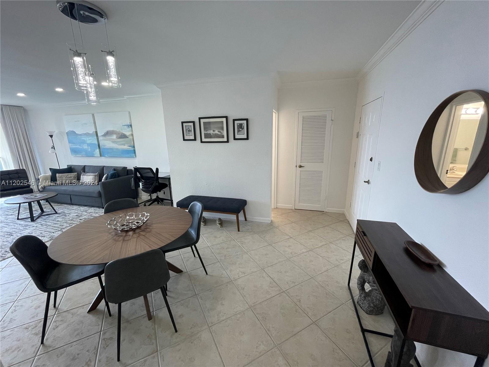 2501 S Ocean Dr #PH28, Hollywood FL 33019