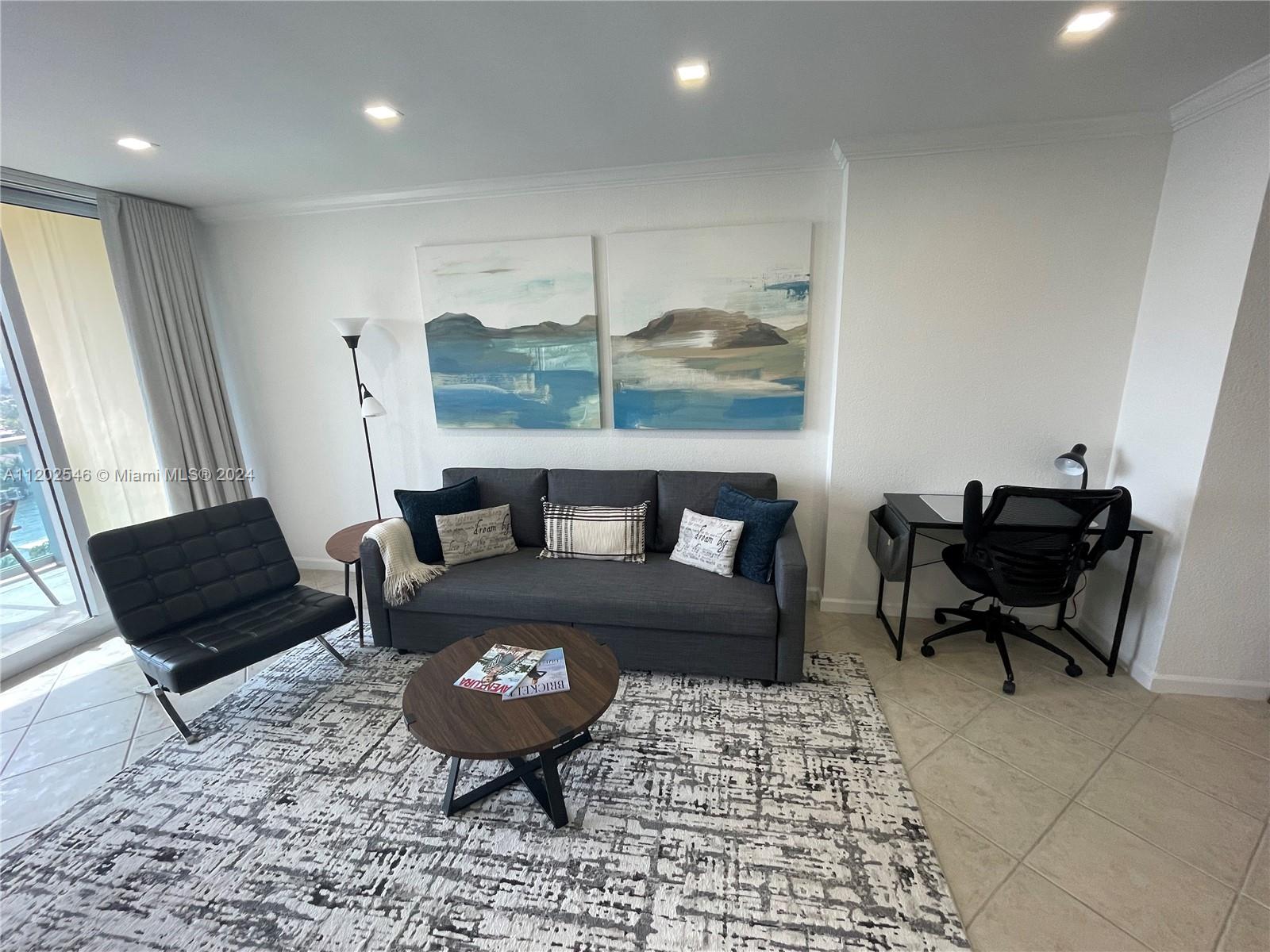 2501 S Ocean Dr #PH28, Hollywood FL 33019