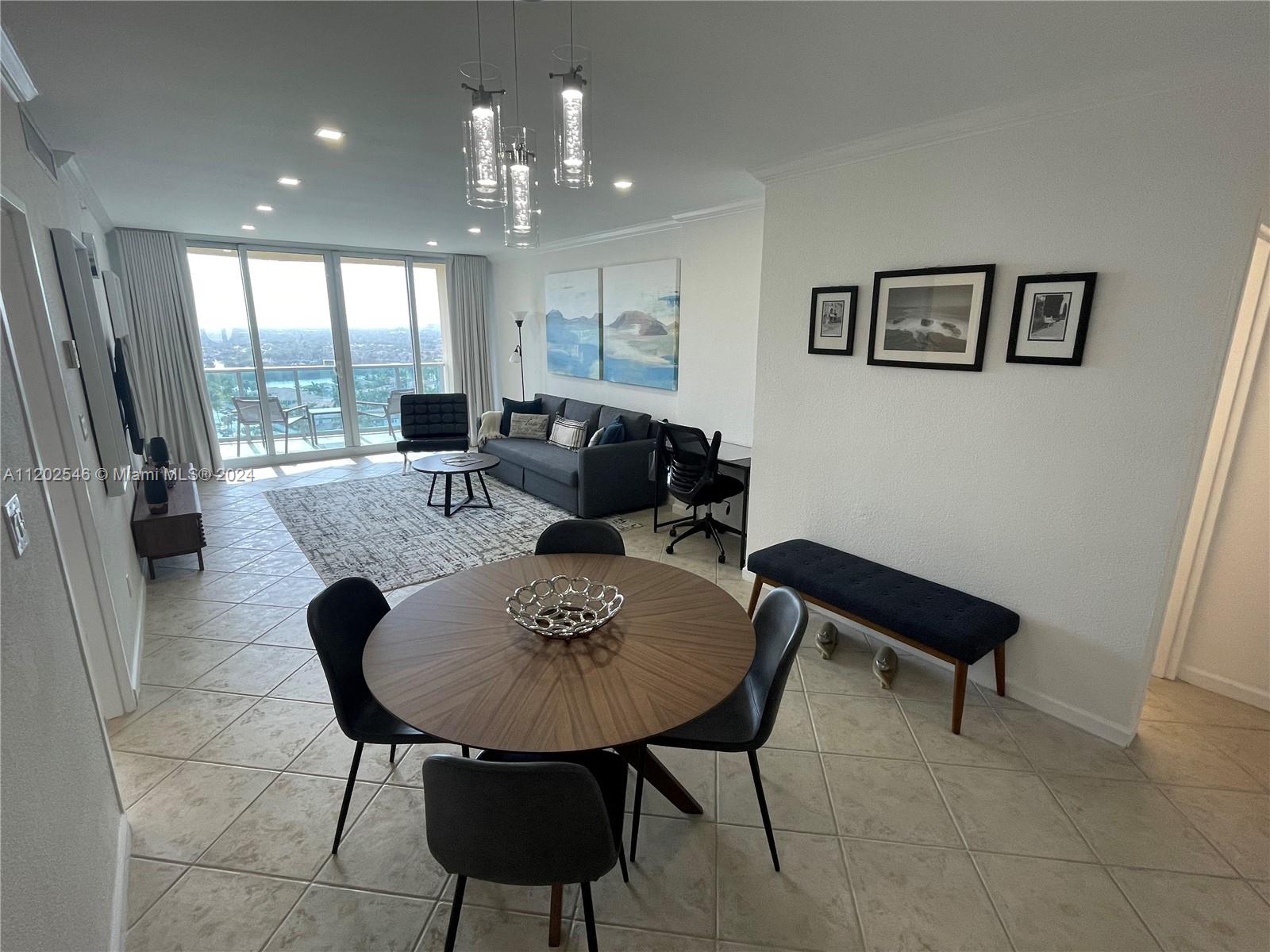 2501 S Ocean Dr #PH28, Hollywood FL 33019