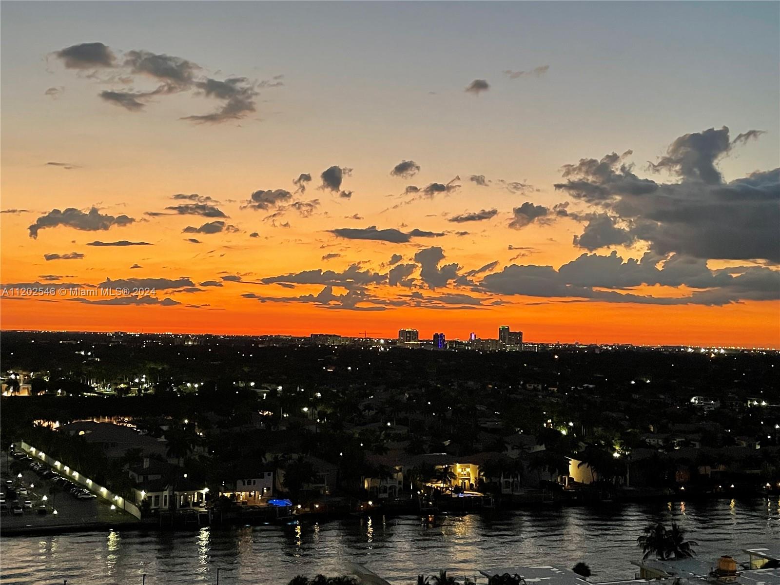 2501 S Ocean Dr #PH28, Hollywood FL 33019
