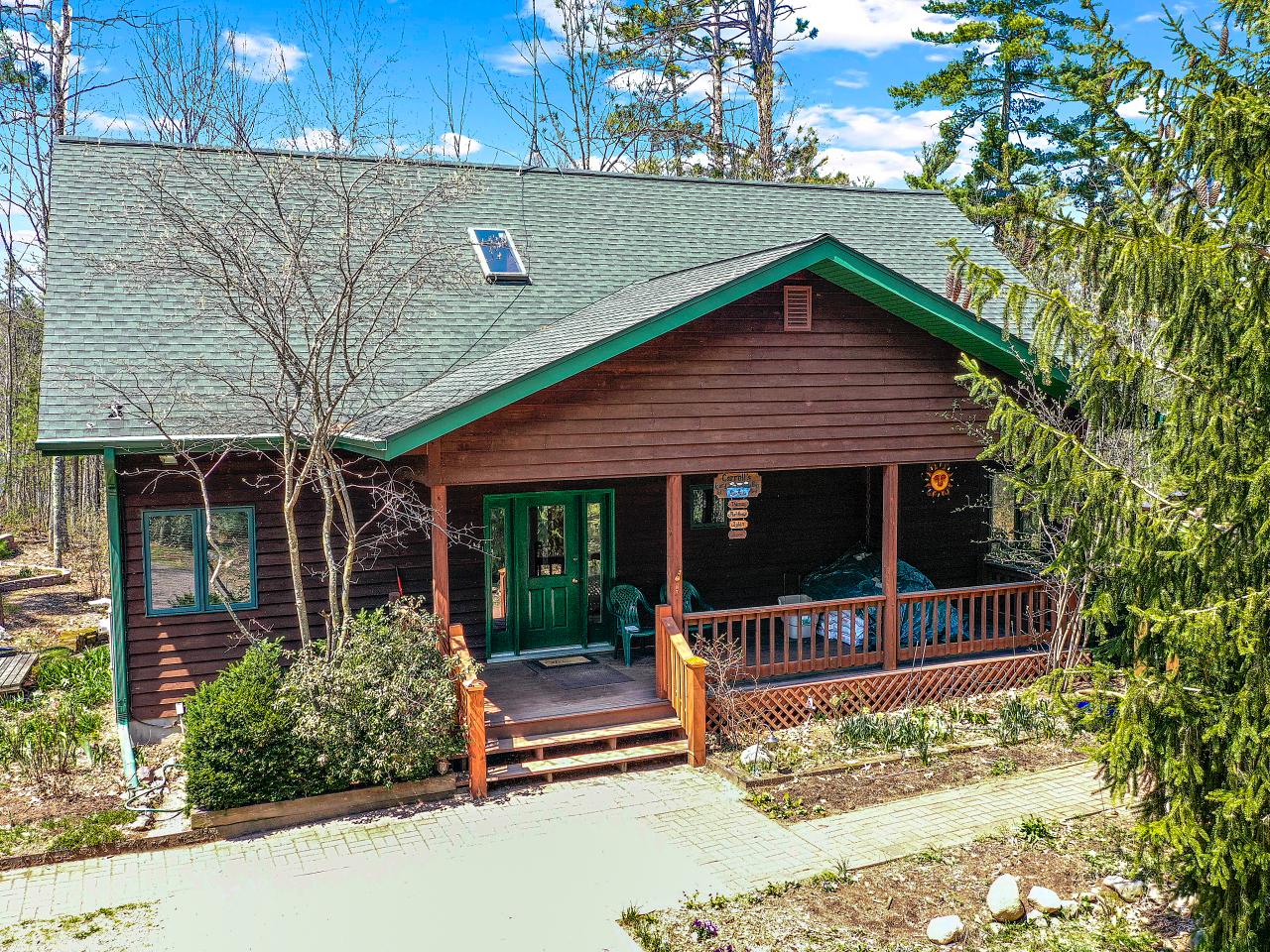 Ross Allen Lake Property 14896 Redpoll Ln Photo 1