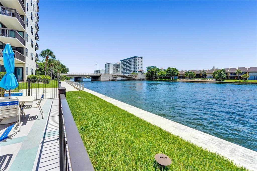  Intracoastal facing north towards the Atlantic Ave bridge.