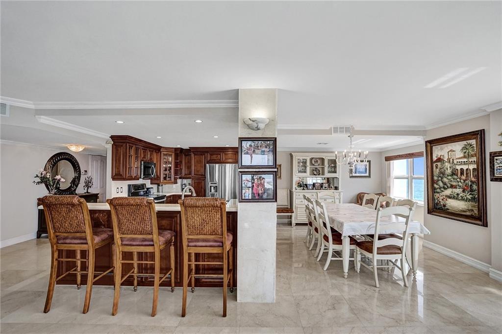 The large dining room table seats 8.