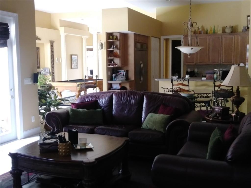 family room and Kitchen