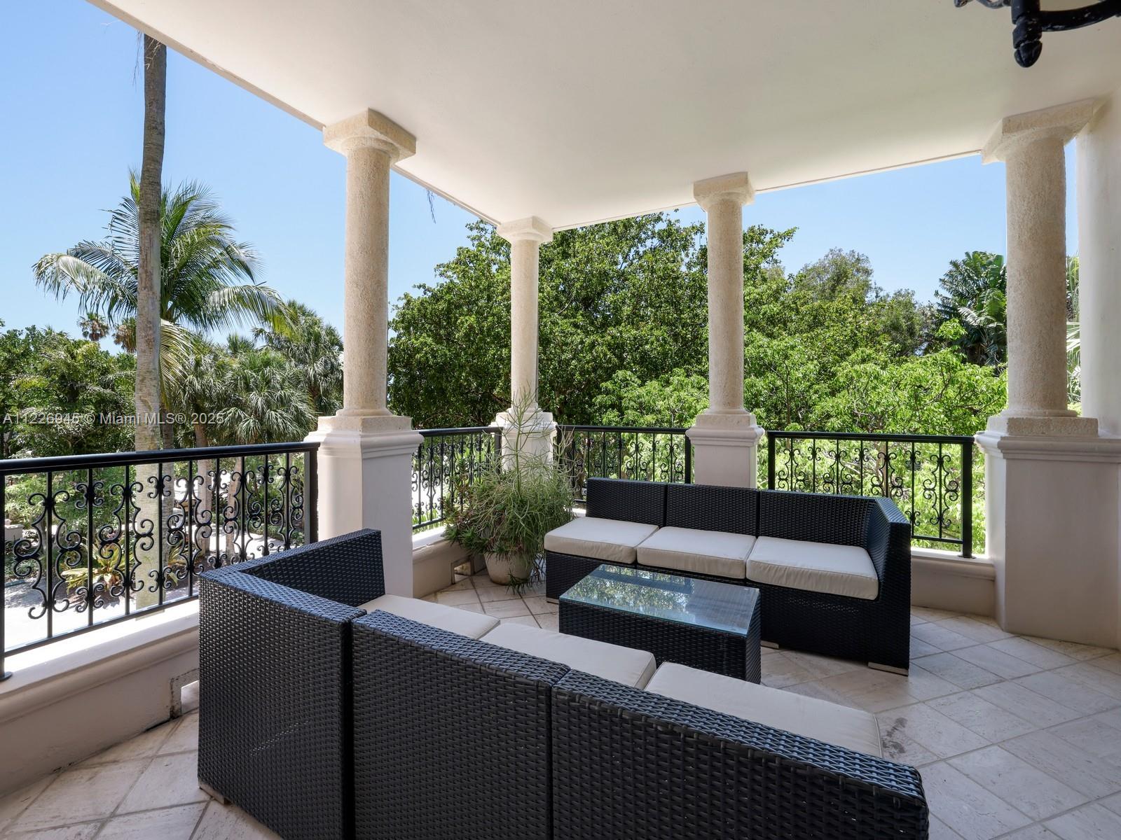 19126 Fisher Island Dr #19126, Miami Beach FL 33109