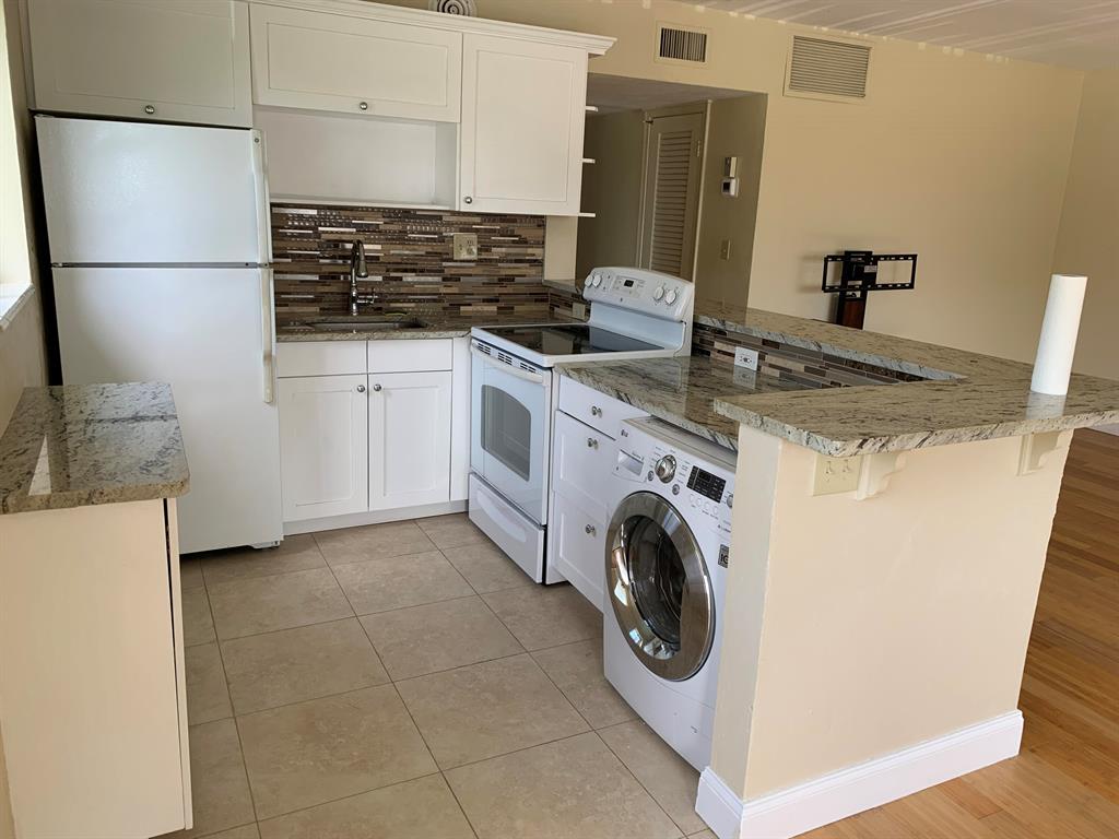 2020 Lake Osborne Drive Lake Worth Beach FL 33461 | R10817873