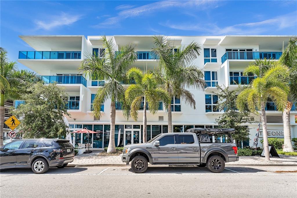 1 Palmway Lake Worth Beach FL 33460 | F10341955