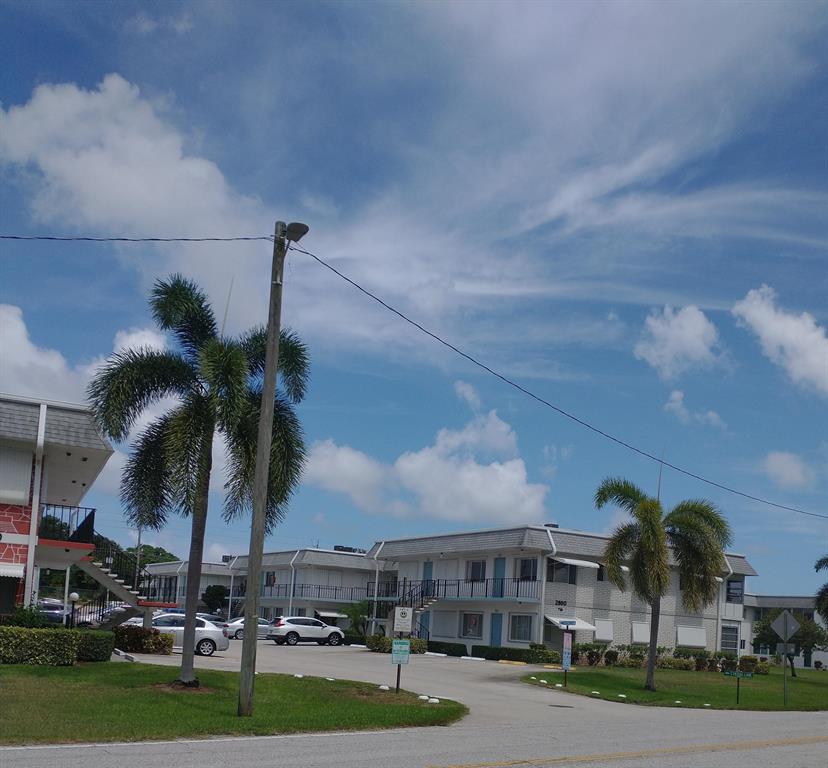 2840 Cynthia 103 Lane Lake Worth Beach FL 33461 | R10821313