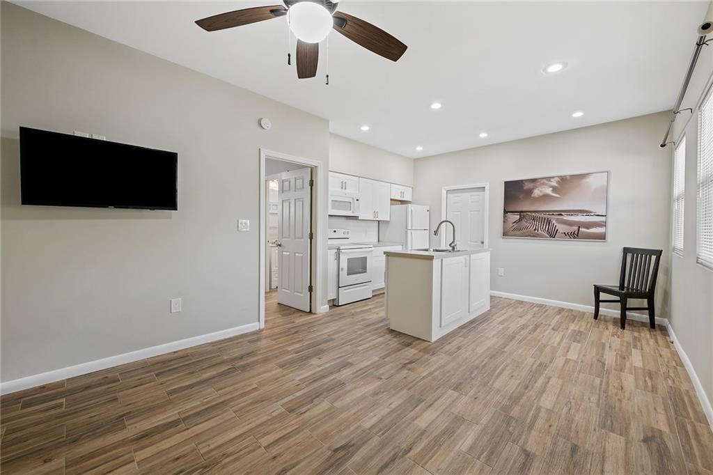 dining & living area cottage