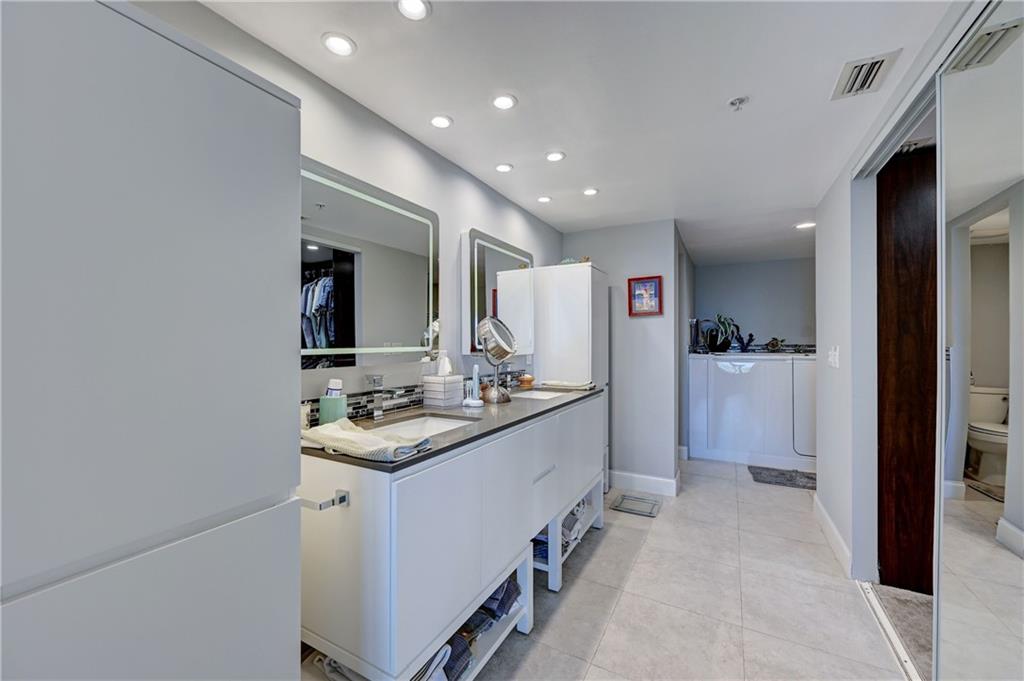 Contemporary Master Bath with new walk-in Bath Tub