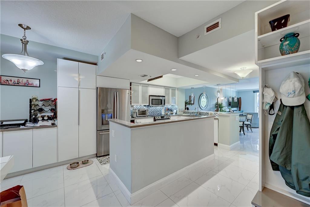 Contemporary European Design Kitchen