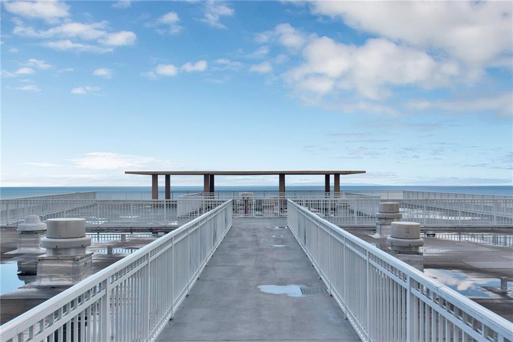 roof top shared space