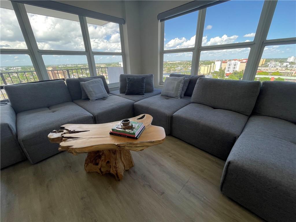 405 Ocean Blvd Pompano Beach FL 33062 | F10351779