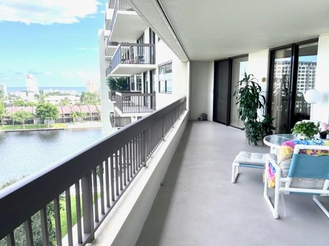 38' covered pie shape balcony is like having another room