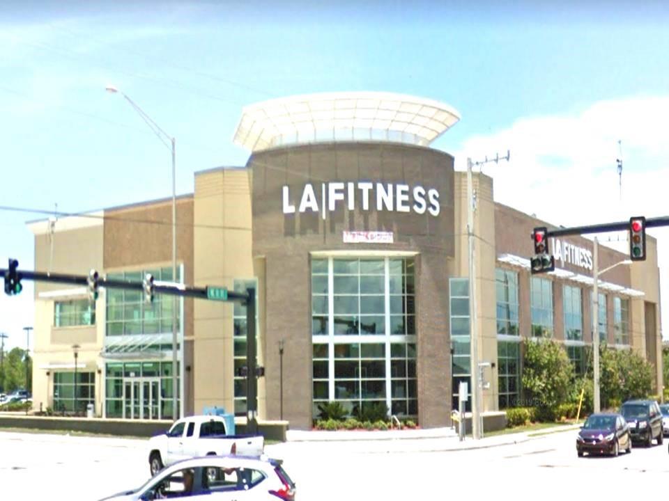 Pompano Beach is now the home of LA Fitness located just South on Federal Hwy.
