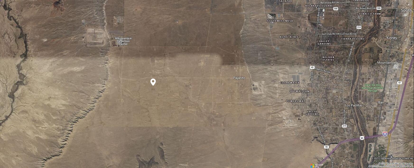 Photo 18 —  Off Pajarito (N100,104) Road SW