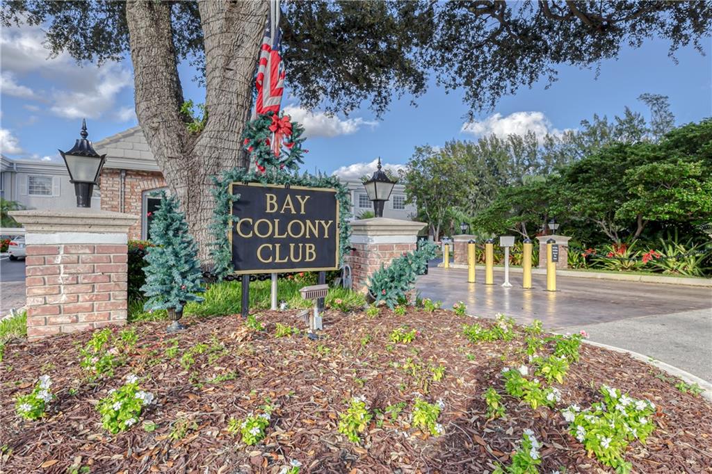 Bay Colony Club