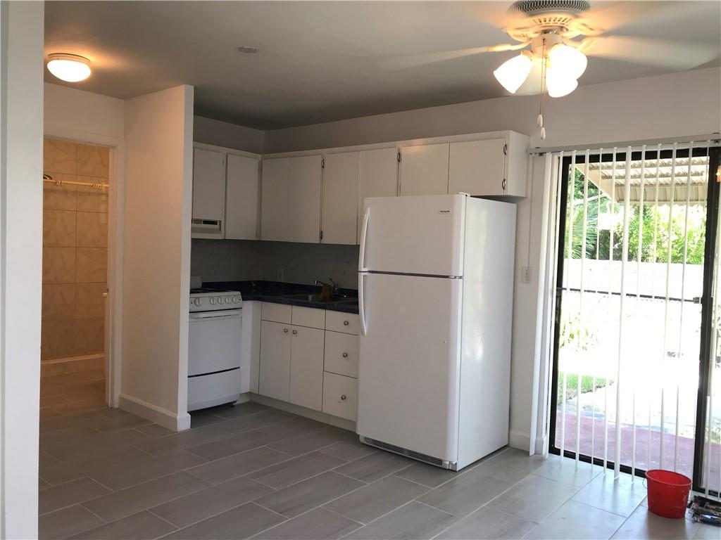 back house kitchen / dining