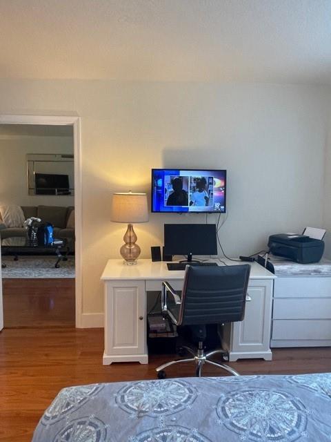 Second bedroom work area
