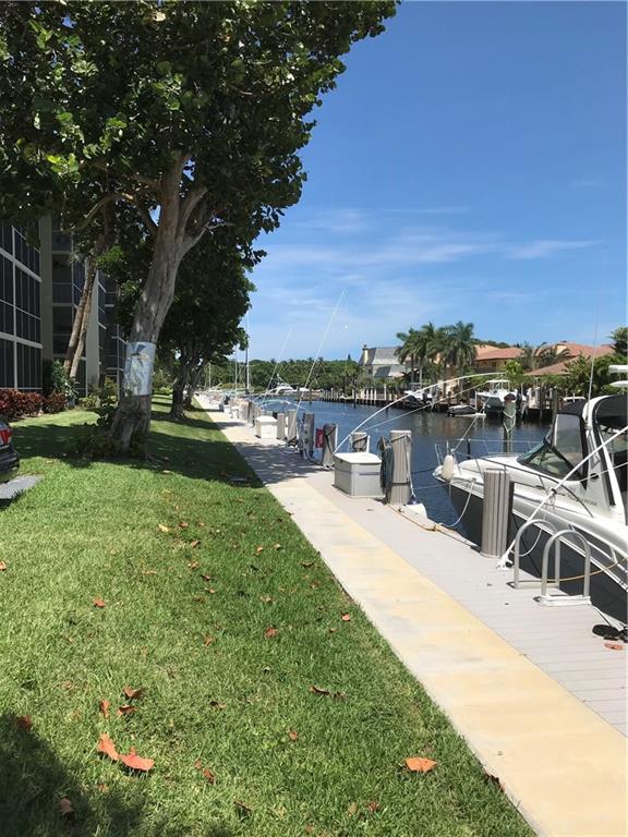 State of the art docks on 3 sides, $3.00 a foot up to 36 foot boat