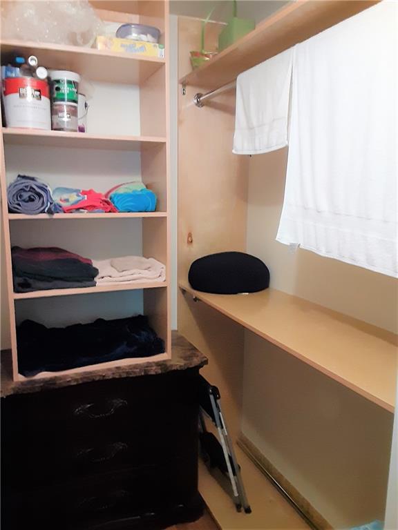 Master Walk in Closet