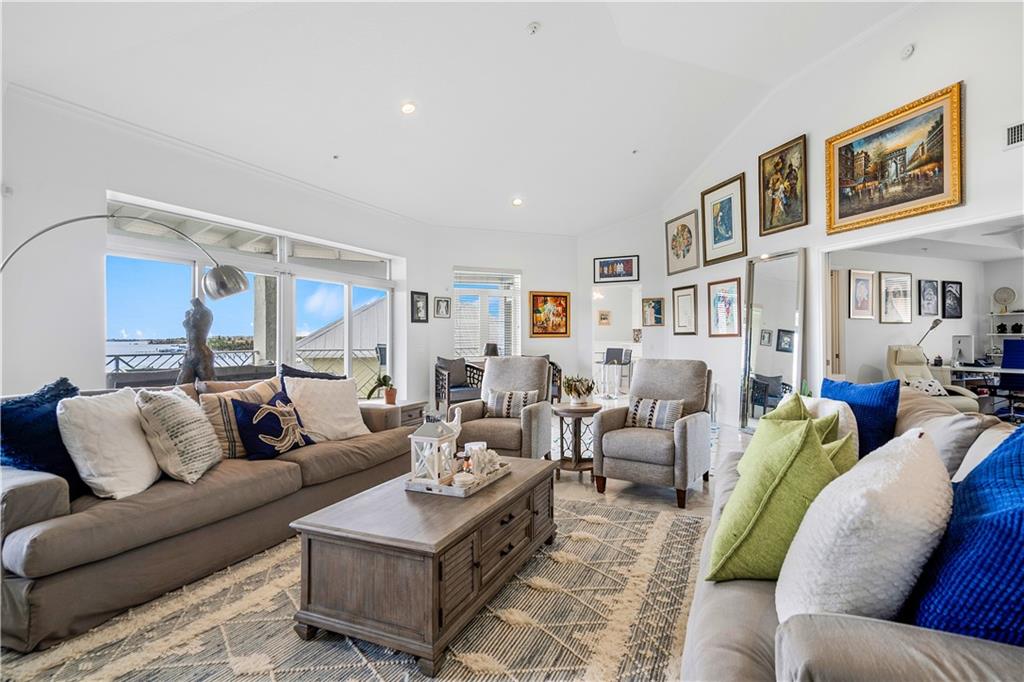 High Ceilings throughout