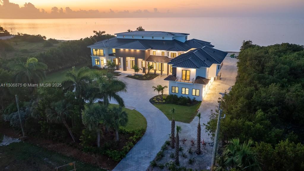 2405 Coco Plum Dr Marathon, FL 33050