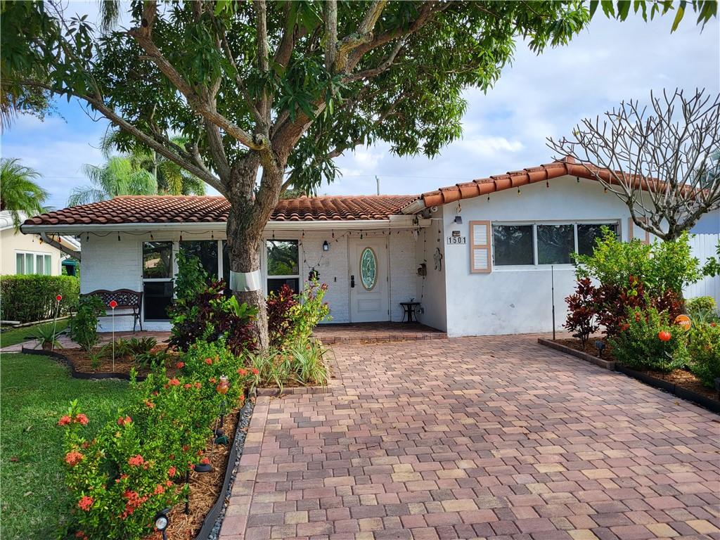 1501 Yale Dr Hollywood FL 33021 | F10361279