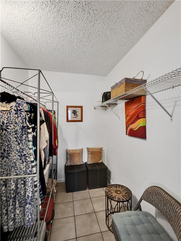 MASTER WALK IN CLOSET