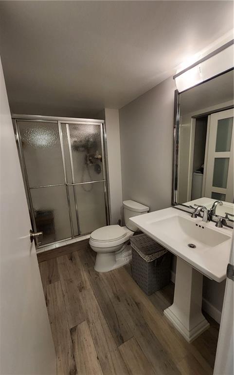 2nd Bathroom