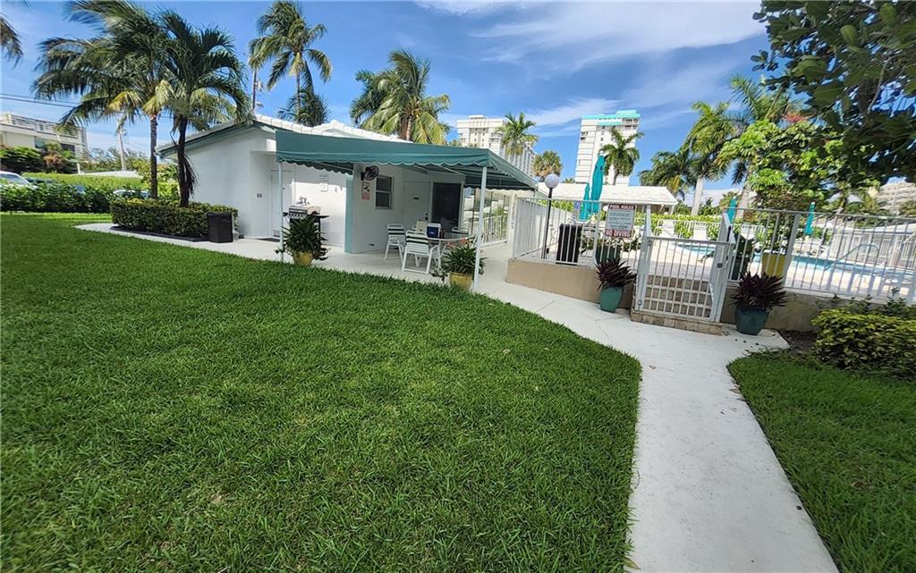 Club House pool room