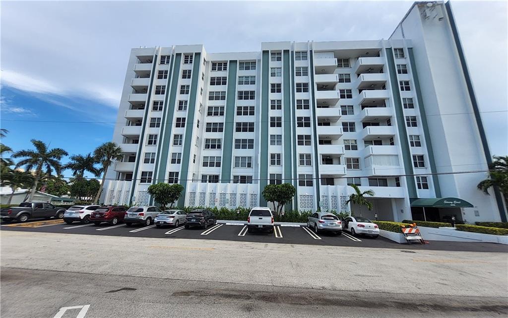 Looking at entrance to building from 10th st.
