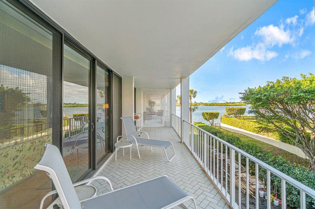 2784 Ocean Boulevard Palm Beach FL 33480 | R10863663