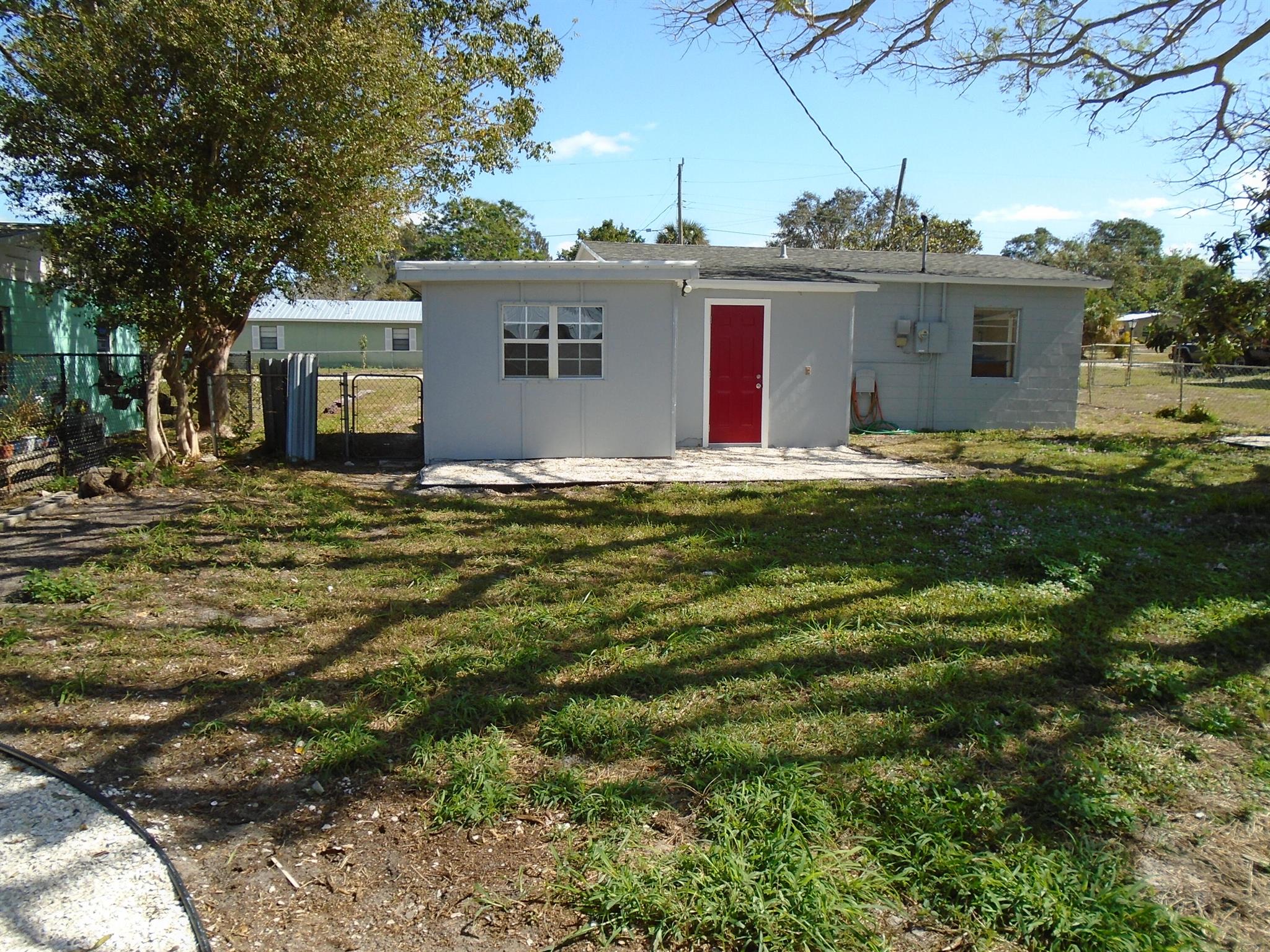 Homes for sale in Vero Beach, FL | 2405 3Rd Av Avenue Se, Vero Beach, FL 32962 | MLS# R10864512