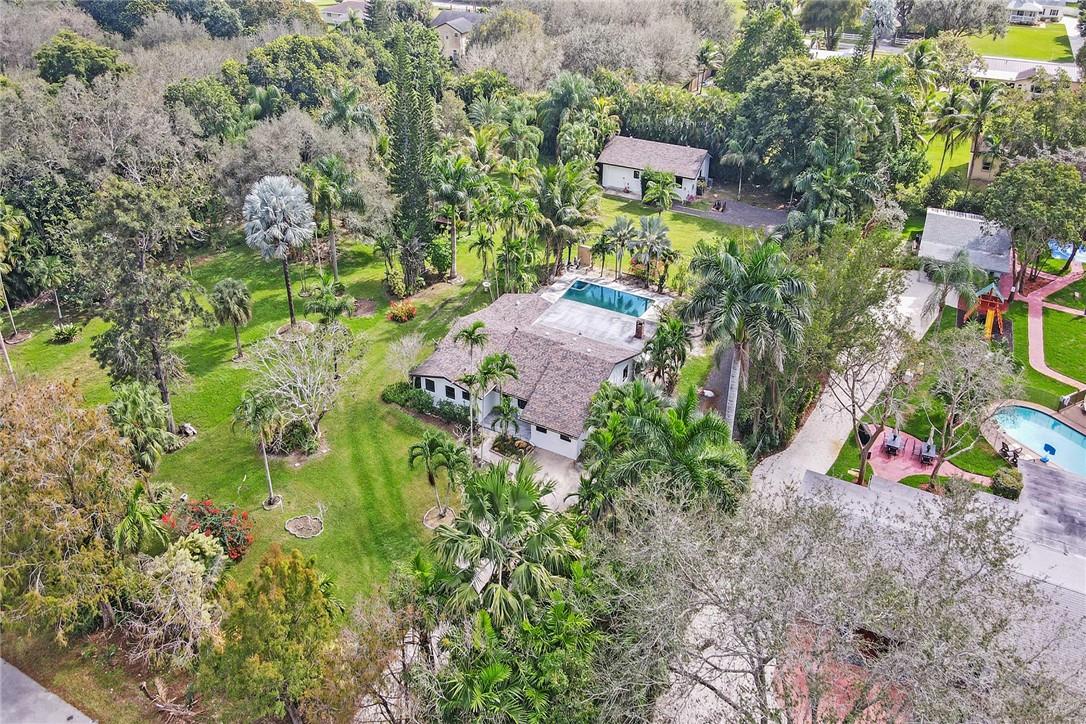 14300 20th St Davie FL 33325 | F10367292