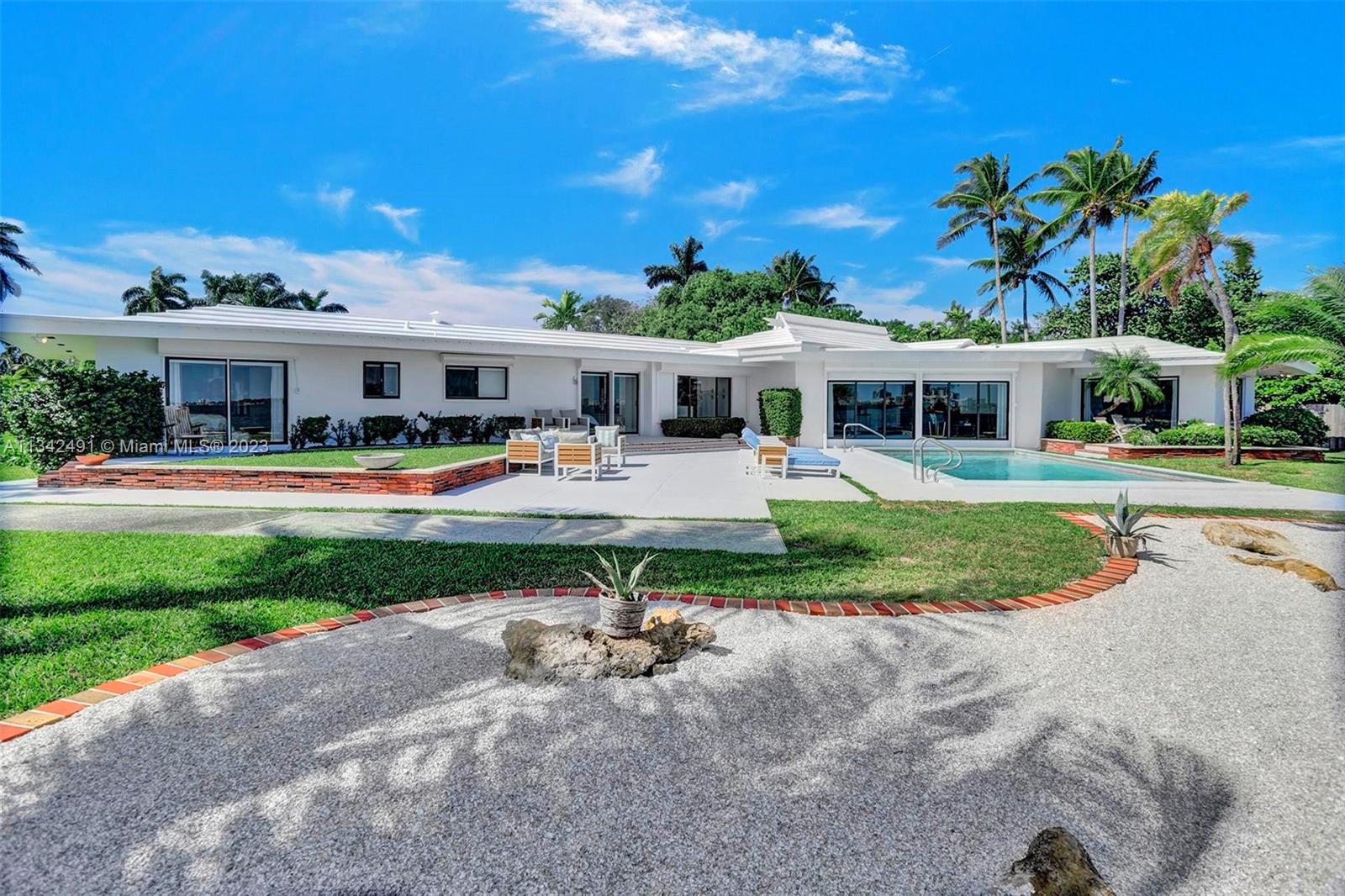 9101 N Bayshore Dr, Miami FL 33138