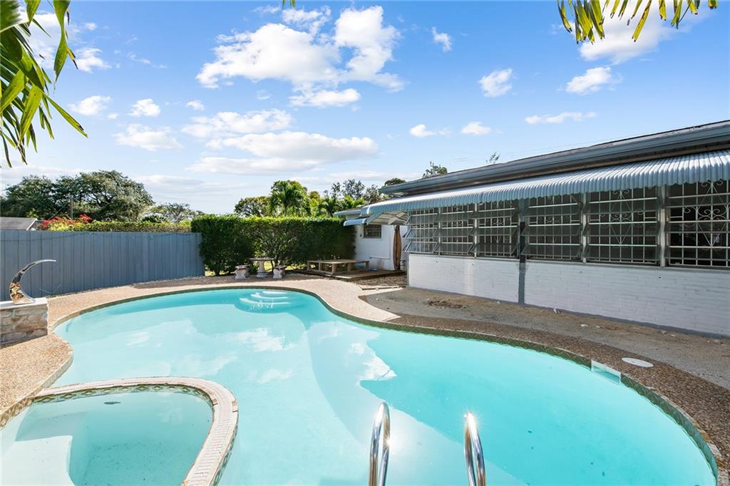 5801 Harding St Hollywood FL 33021 | F10368320