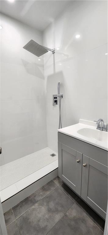 Full Bath #1 Downstairs